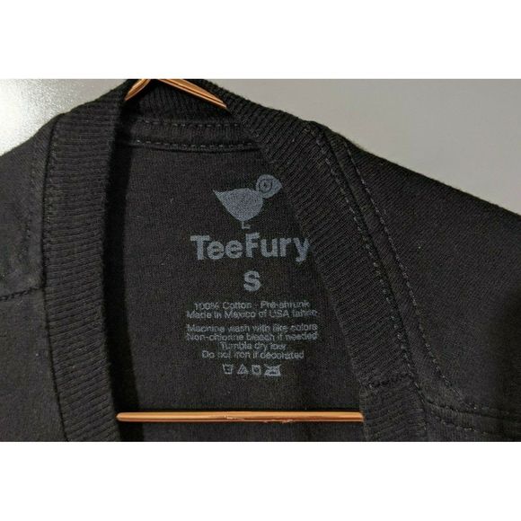 Tee Fury Native American Wolf Short Sleeve Small - Picture 5 of 5